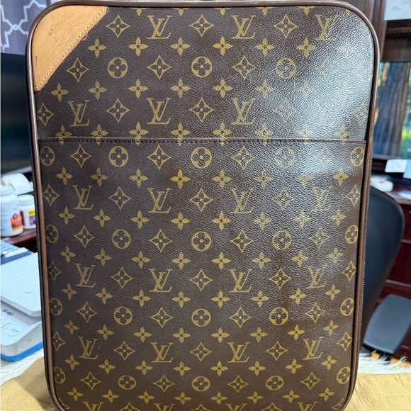 Louis Vuitton Pegase 45 Rolling travel bag monogram duster Carryall Carryon - Picture 1 of 16